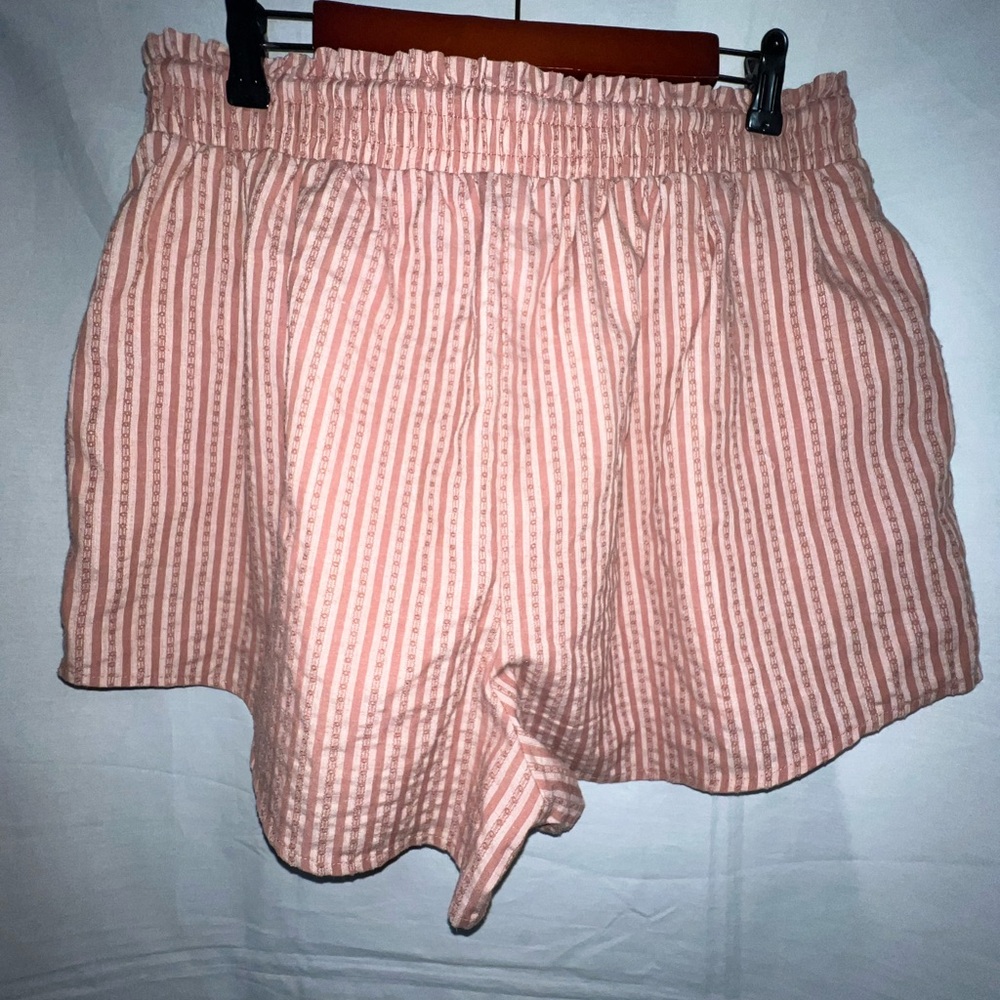EUC Wild Fable Pink Striped High Waisted Shorts Size L